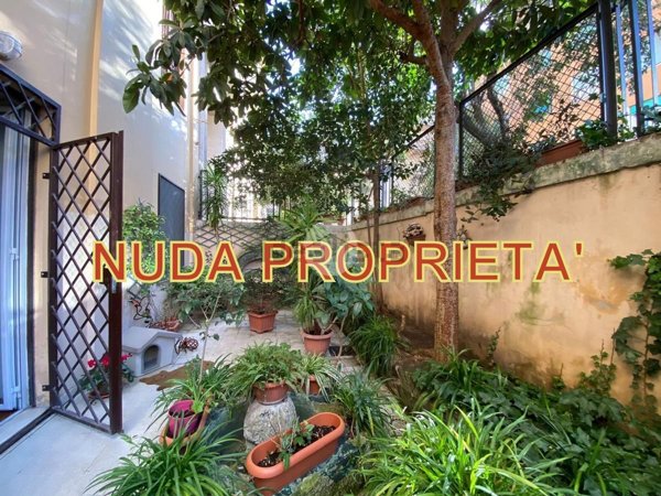 appartamento in vendita a Roma in zona Tuscolano