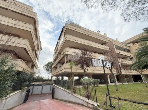 appartamento in vendita a Roma in zona Ponte di Nona
