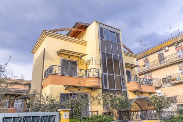 appartamento in vendita a Roma in zona Borghesiana