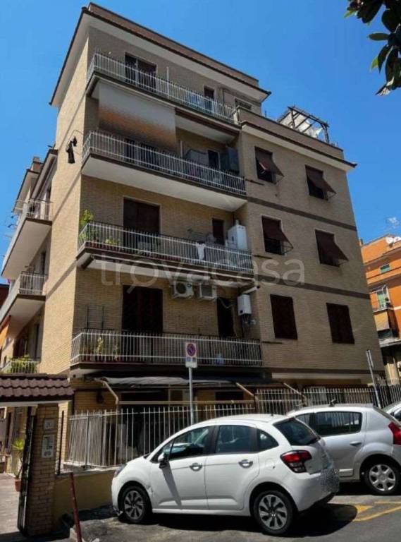 appartamento in vendita a Roma in zona Alessandrino
