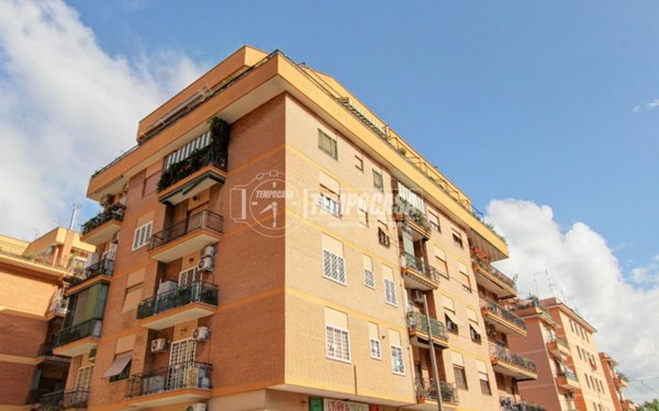 appartamento in vendita a Roma in zona Prenestino-Centocelle