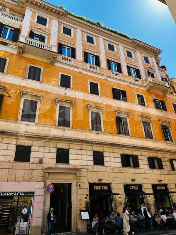 appartamento in vendita a Roma in zona Campo Marzio