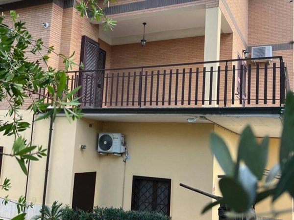 appartamento in vendita a Roma in zona Borghesiana
