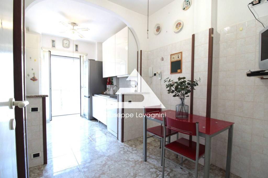 appartamento in vendita a Roma in zona Ostiense
