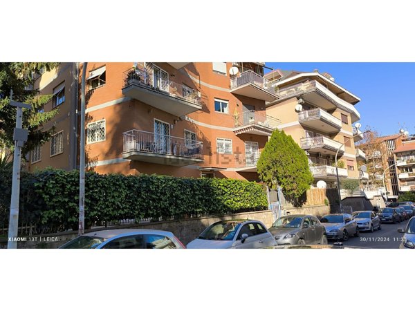 appartamento in vendita a Roma in zona Monte Sacro/Talenti