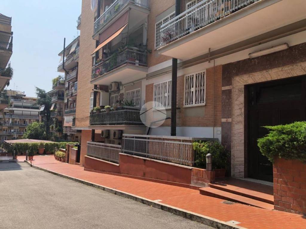 appartamento in vendita a Roma in zona Monte Sacro/Talenti