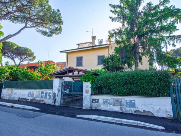 appartamento in vendita a Roma in zona Tor Vergata/Torrenova