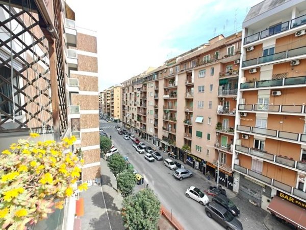 appartamento in vendita a Roma in zona Monte Sacro/Talenti