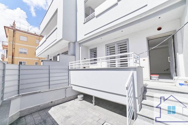 casa indipendente in vendita a Roma in zona Tor Bella Monaca