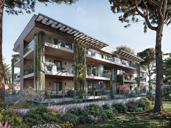 appartamento in vendita a Roma in zona Axa