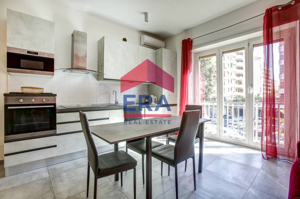 appartamento in vendita a Roma in zona Appio Claudio