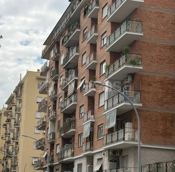 appartamento in vendita a Roma in zona Tuscolano