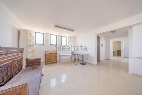 appartamento in vendita a Roma in zona Lunghezza