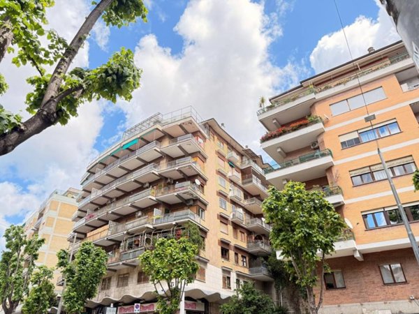 appartamento in vendita a Roma in zona Rione Prati
