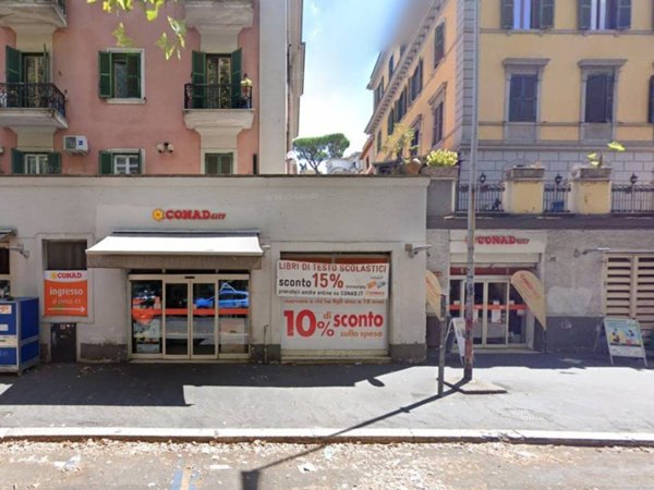 negozio in vendita a Roma