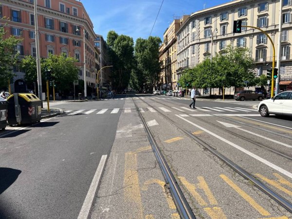 negozio in vendita a Roma in zona Trieste