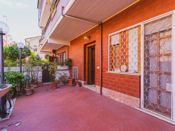 casa indipendente in vendita a Roma in zona La Pisana