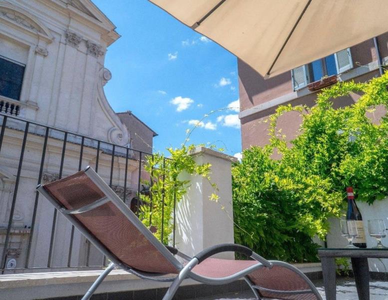 casa indipendente in vendita a Roma in zona Trastevere