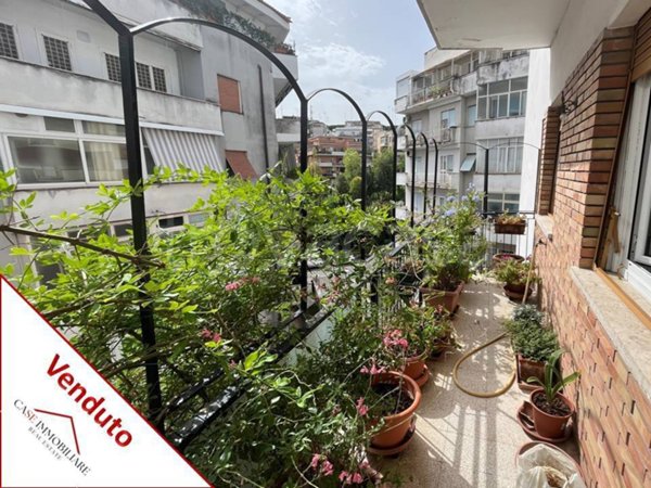 appartamento in vendita a Roma in zona Tor di Quinto