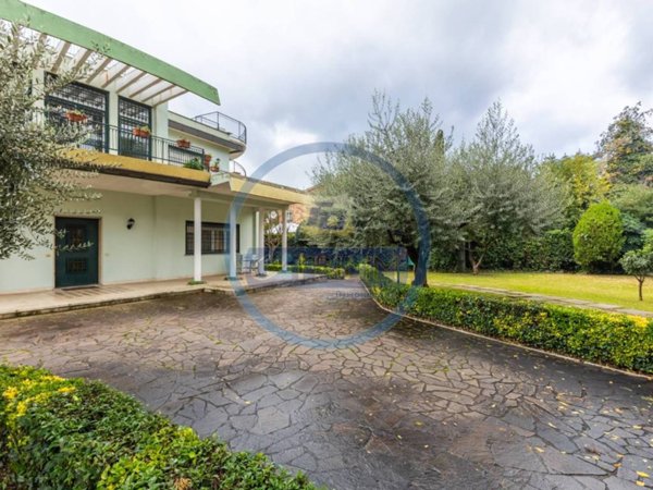 casa indipendente in vendita a Roma in zona Mezzocammino