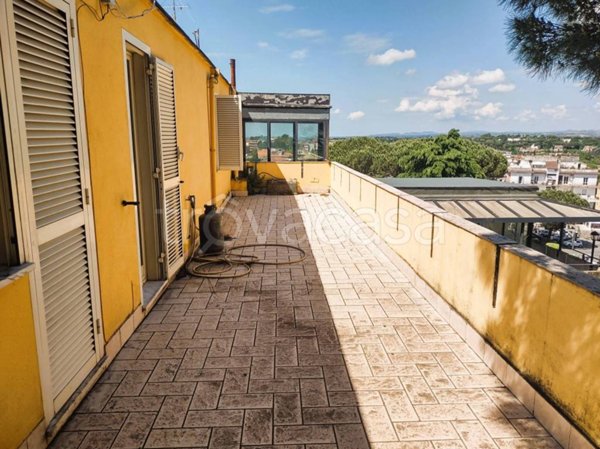 appartamento in vendita a Roma in zona Tor di Quinto