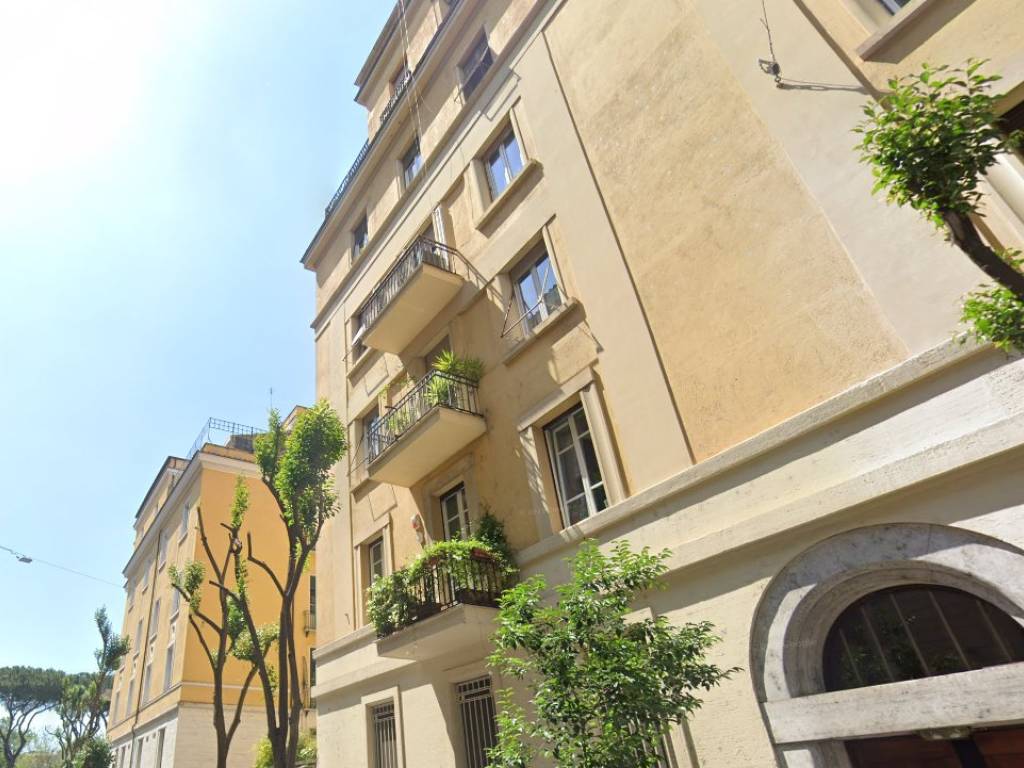 appartamento in vendita a Roma in zona Campo Marzio