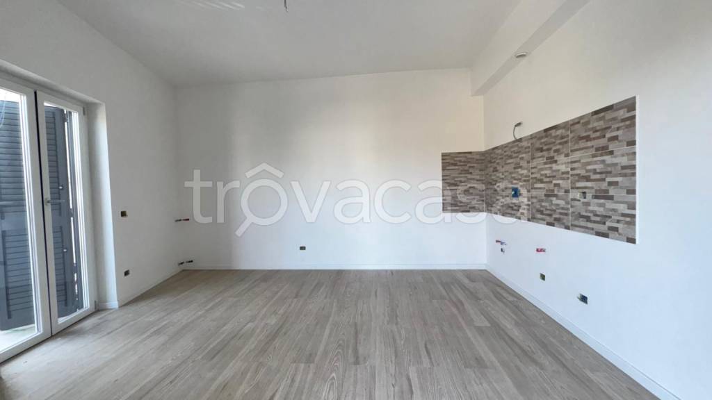 appartamento in vendita a Roma in zona Colle del Sole