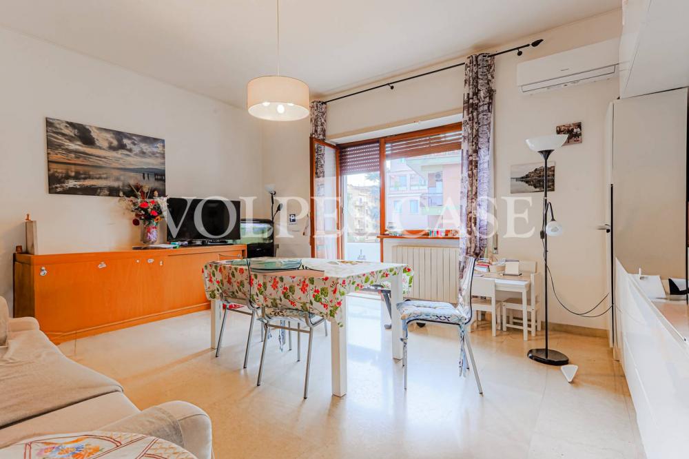 appartamento in vendita a Roma in zona Ostiense