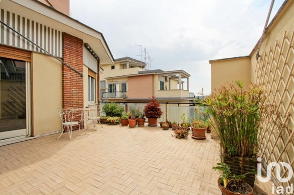 appartamento in vendita a Roma in zona Ostiense