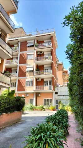 appartamento in vendita a Roma in zona Primavalle