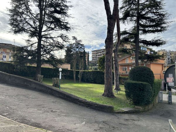 appartamento in vendita a Roma in zona Prenestino-Labicano
