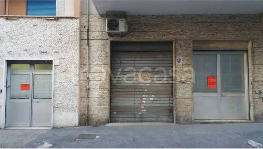 negozio in vendita a Roma in zona Prenestino-Labicano