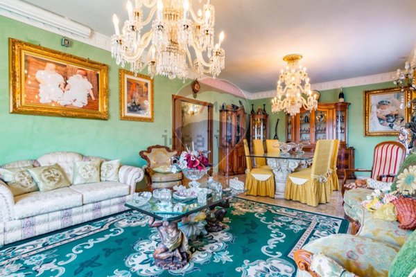 appartamento in vendita a Roma in zona Torre Gaia
