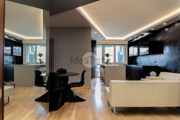 appartamento in vendita a Roma in zona Fonte Laurentina