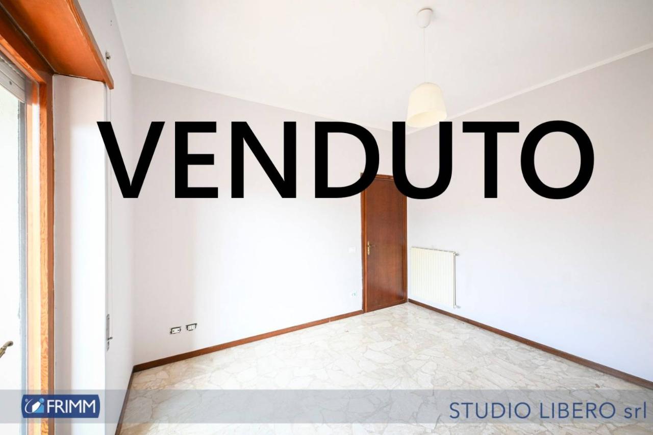 appartamento in vendita a Roma in zona Vitinia