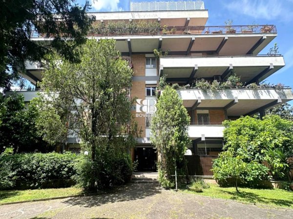 appartamento in vendita a Roma in zona Giuliano Dalmata