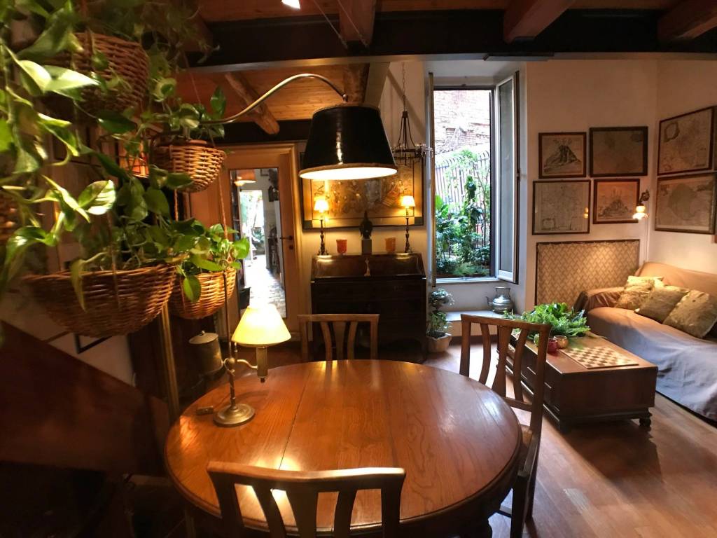 appartamento in vendita a Roma in zona Trastevere