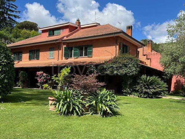 casa indipendente in vendita a Roma in zona Aurelio