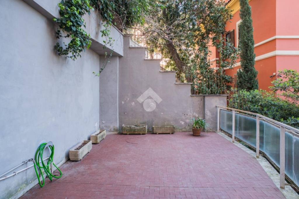 appartamento in vendita a Roma in zona Gianicolense