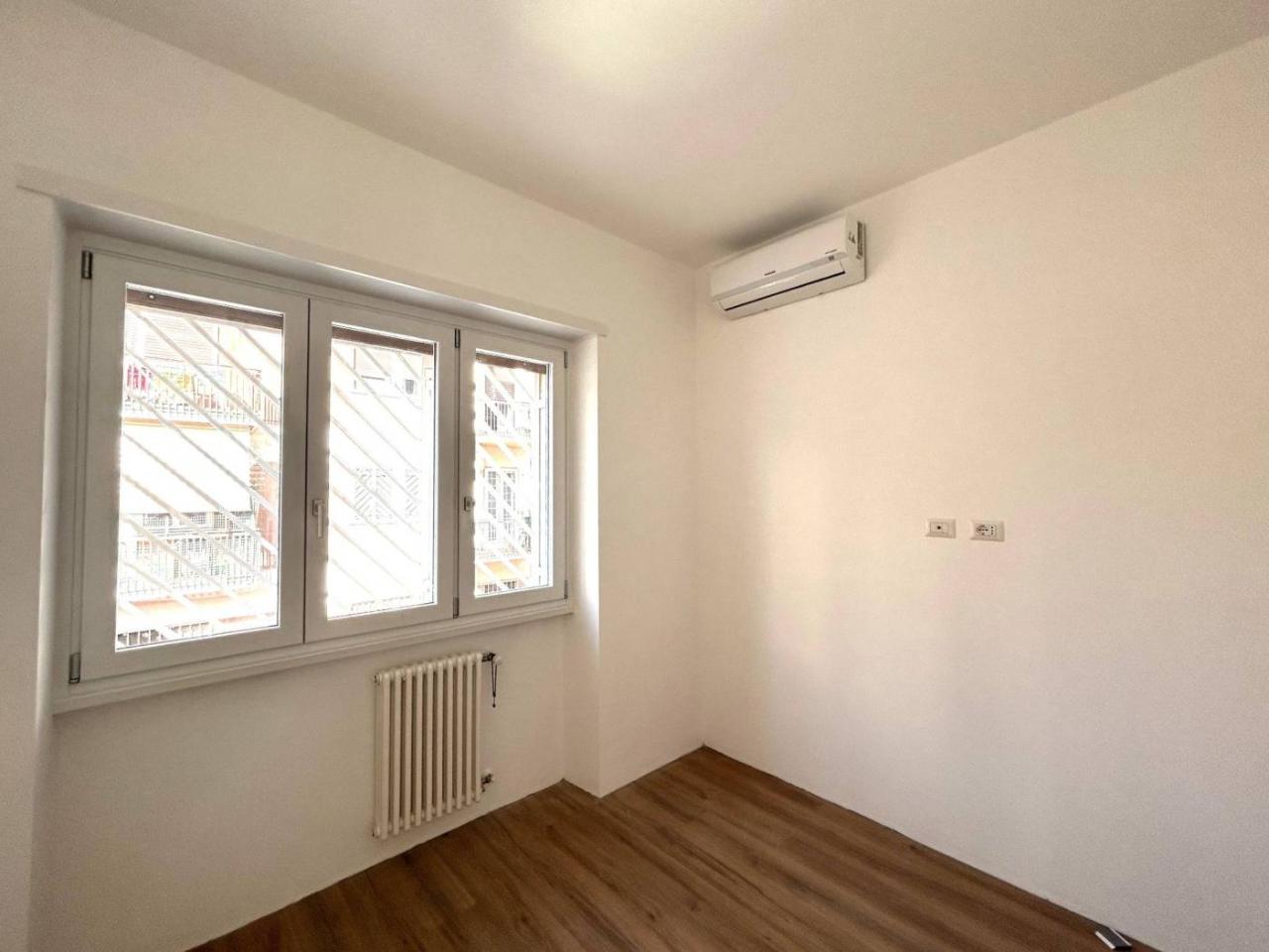 appartamento in vendita a Roma in zona Ardeatino