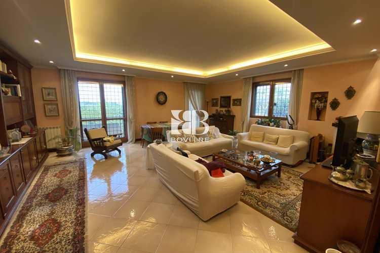 casa indipendente in vendita a Roma in zona Tor de' Cenci