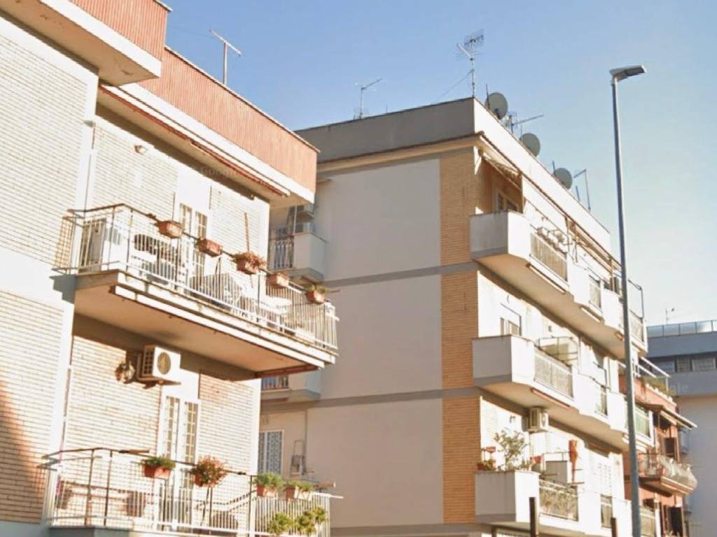 appartamento in vendita a Roma in zona Alessandrino