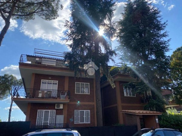 appartamento in vendita a Roma in zona Romanina