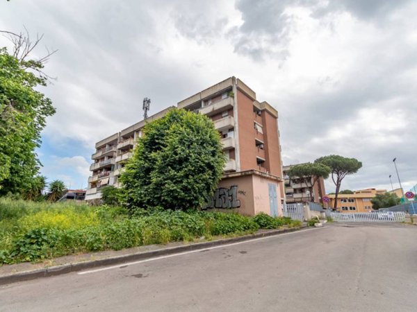 appartamento in vendita a Roma in zona Ponte Mammolo