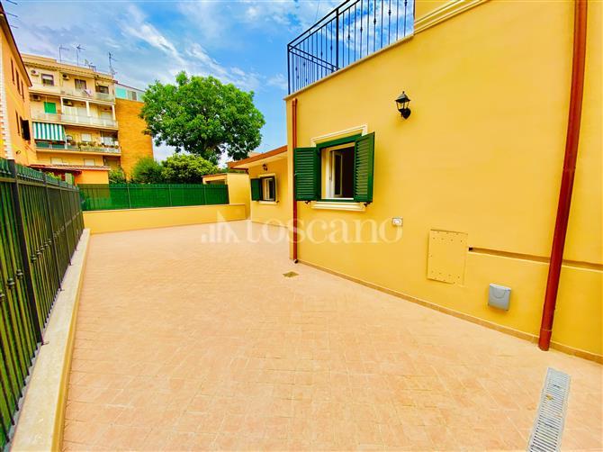 appartamento in vendita a Roma in zona Montespaccato
