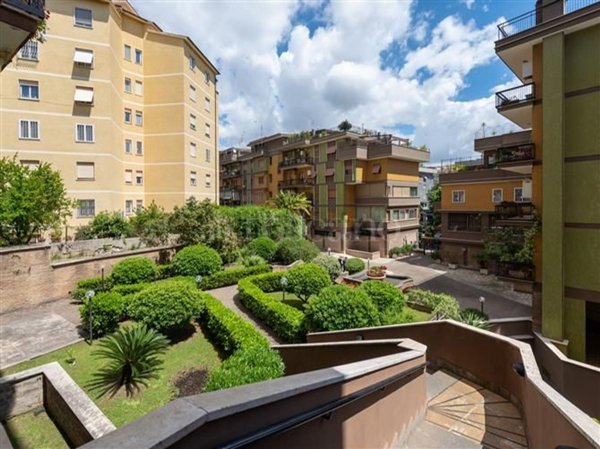 appartamento in vendita a Roma in zona Gianicolense