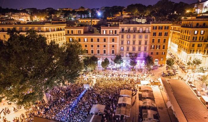 negozio in vendita a Roma in zona Trastevere