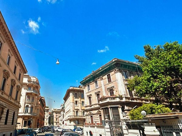 appartamento in vendita a Roma in zona Rione Prati