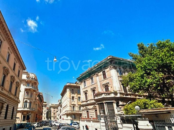 appartamento in vendita a Roma in zona Rione Prati