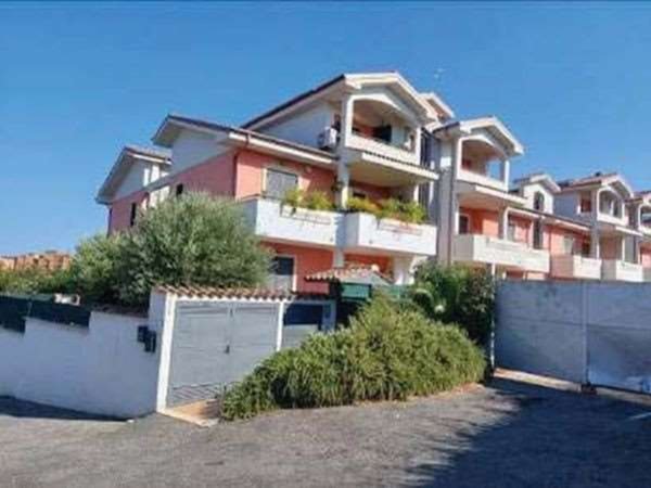 appartamento in vendita a Roma in zona Massimina/Casal Lumbroso
